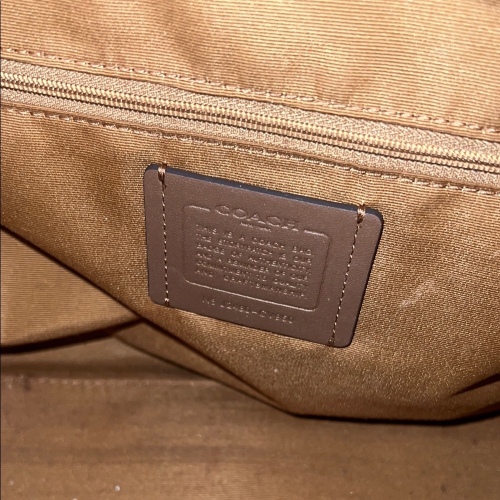 Large Coach Rowan Bag - Picture 4 of 6